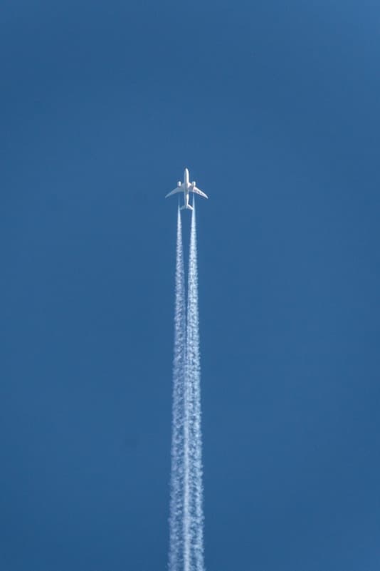 airplane image with cloud